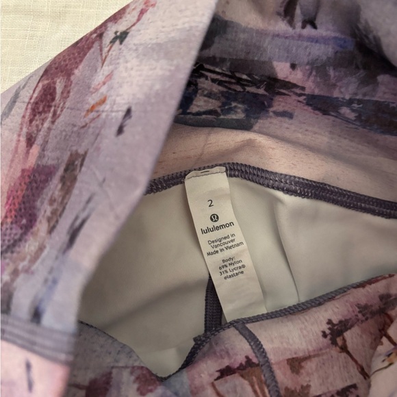 Lululemon Wunder Under Purple Pattern Leggings Size 2 - Picture 4 of 8